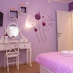 Semesterbostad House Vacation With Pool,three Rooms,near Sibenik *