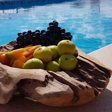 House Vacation With Pool,three Rooms,near Sibenik Tatil Evi *