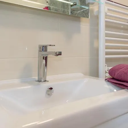 House Vacation With Pool,three Rooms,near Sibenik Planjane