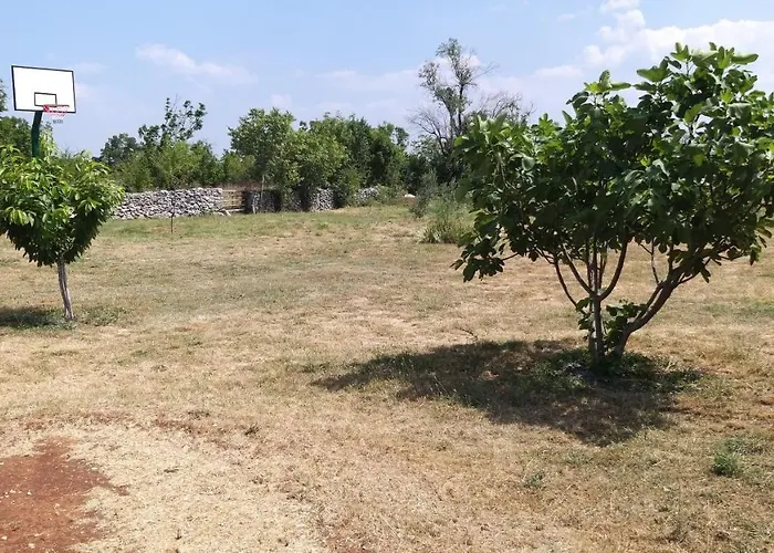 House Vacation With Pool,three Rooms,near Sibenik *