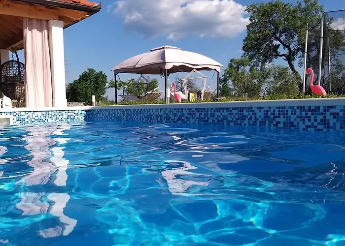 House Vacation With Pool,three Rooms,near Sibenik *