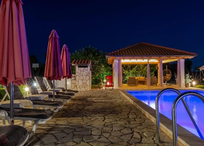 House Vacation With Pool,three Rooms,near Sibenik *
